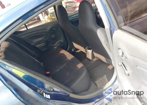 2013 Nissan Versa 1.6 S z USA, uszkodzony, nr VIN 3N1CN7AP4DL844427